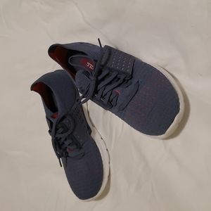 Workout shoes (under armor)